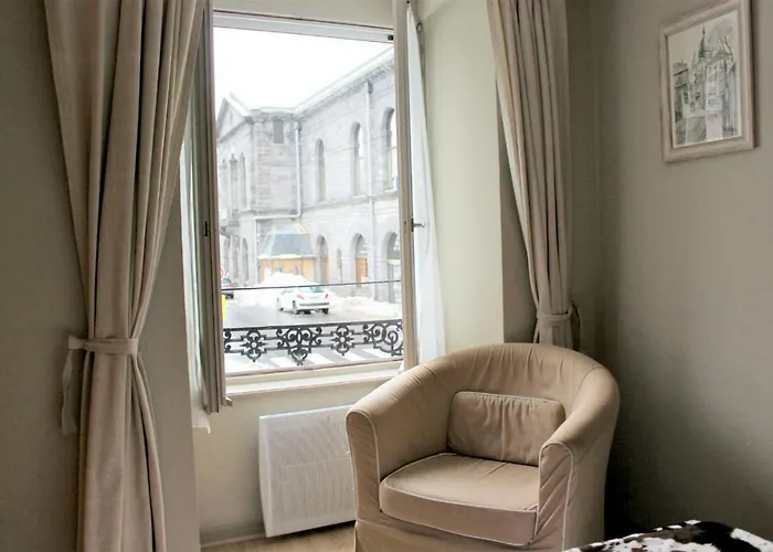 Marie Locations Coeur Village